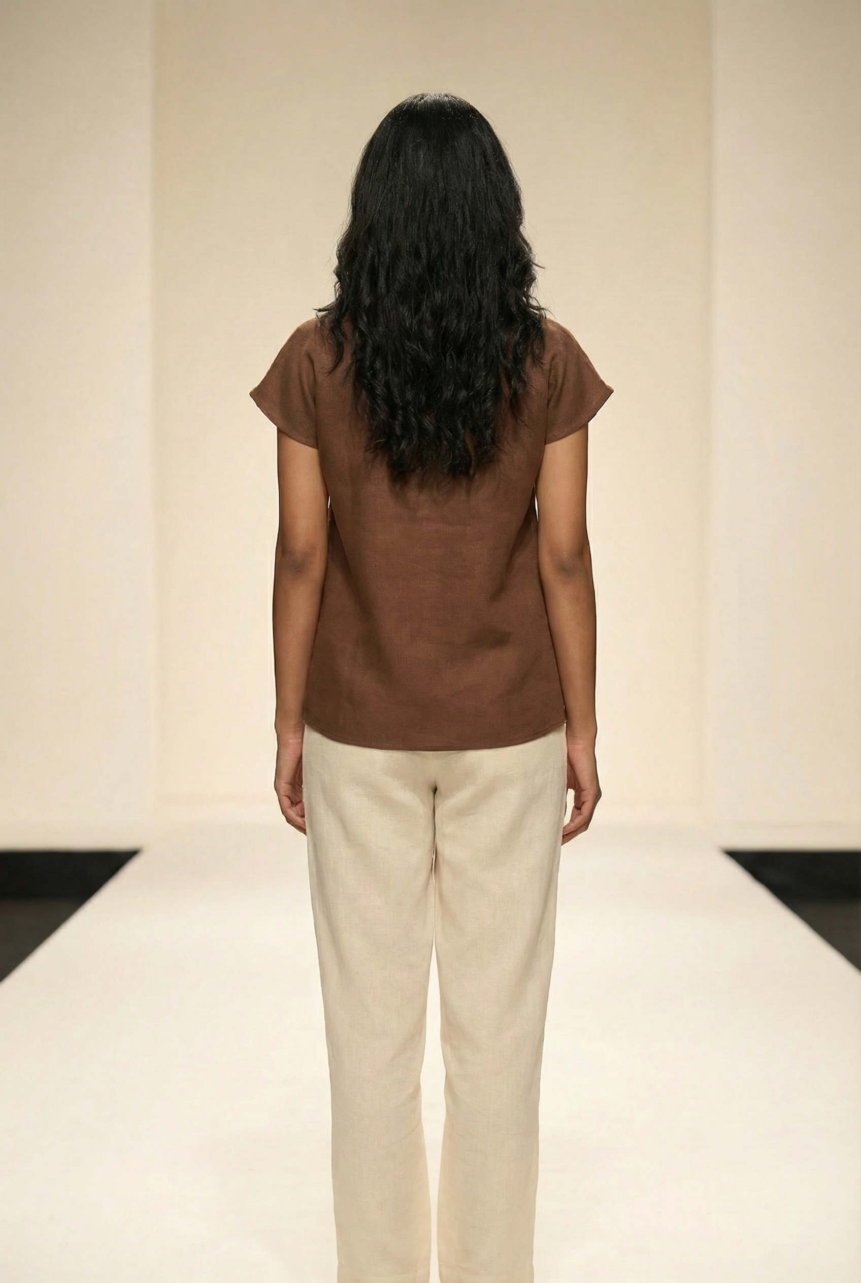 Maelis Top Chikoo Brown