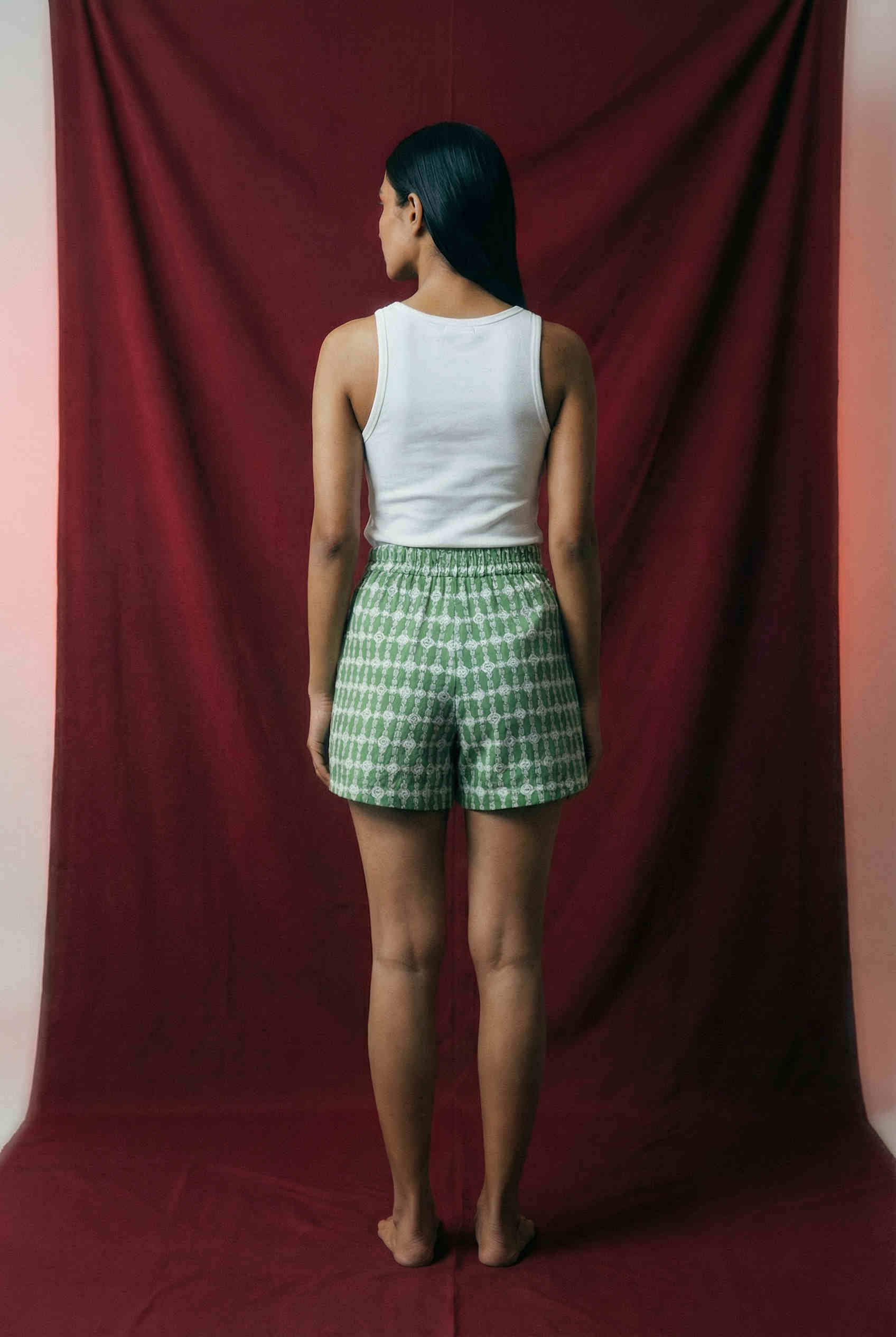 Vara Shorts Green Trellis