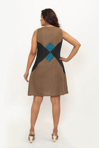 Catalina Dress Chikoo Brown