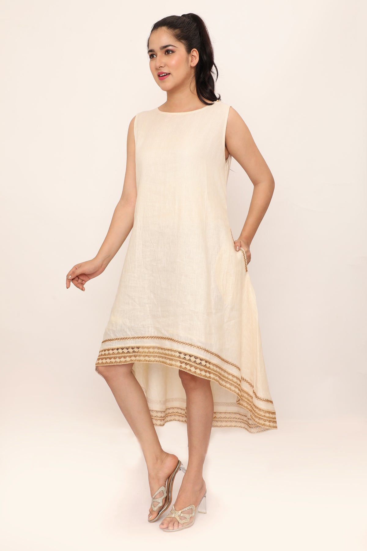 Elara Dress Caramel Lace