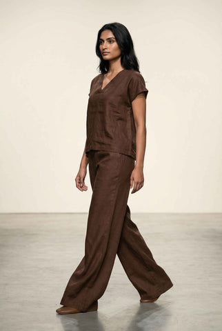 Nolana Top Chikoo Brown