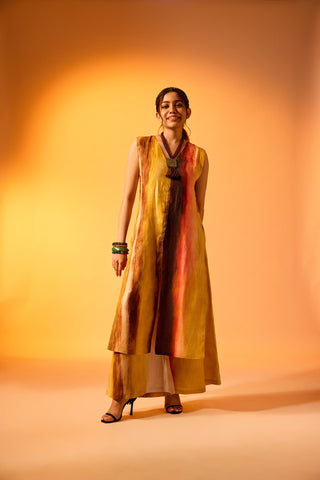 Saanvi Set Solaris