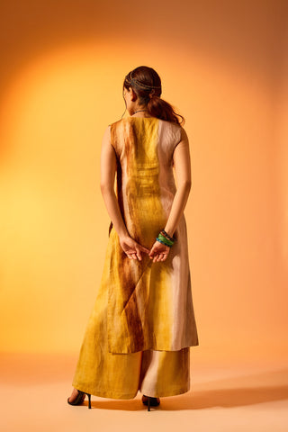 Saanvi Set Solaris