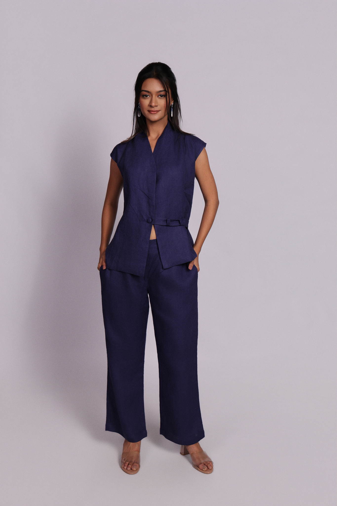 Alora Vest Carbon Blue