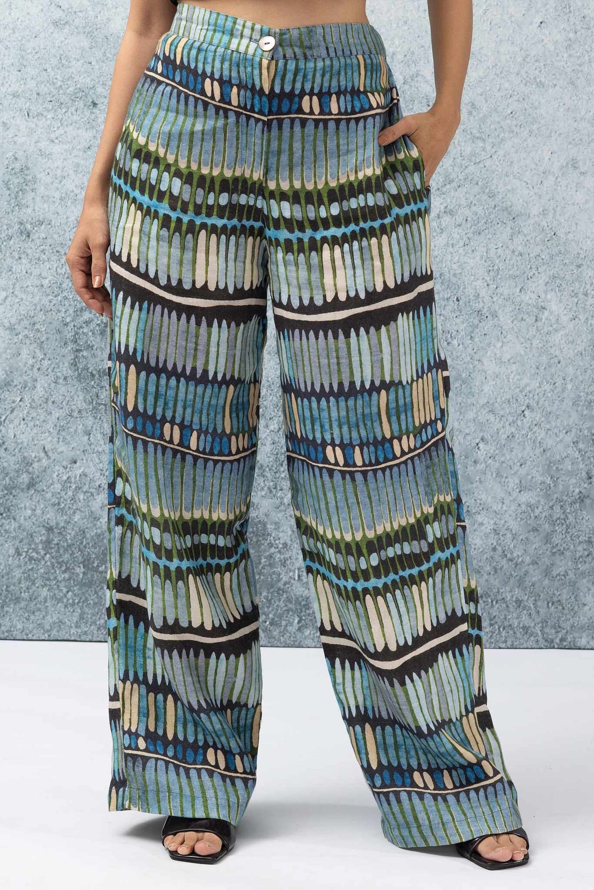 zora-pants-cadence