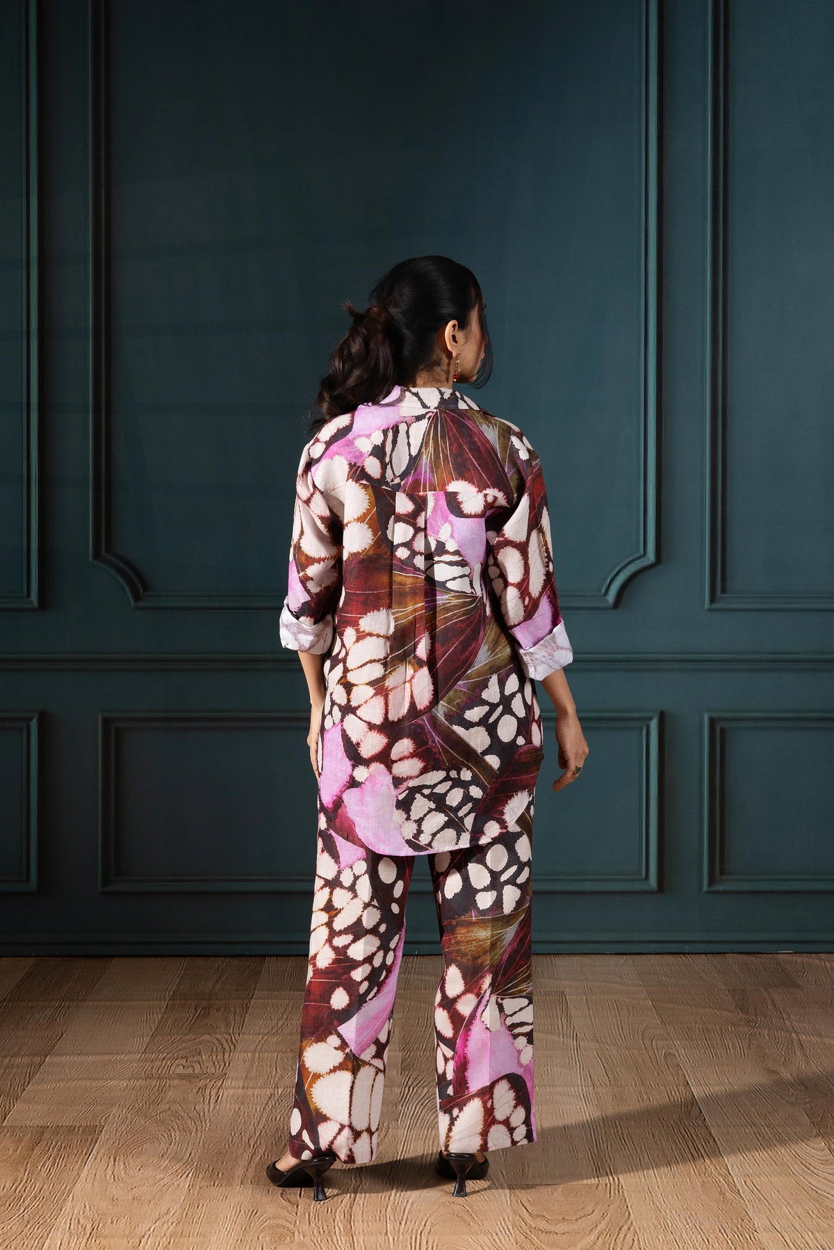 meher-set-velvetwing