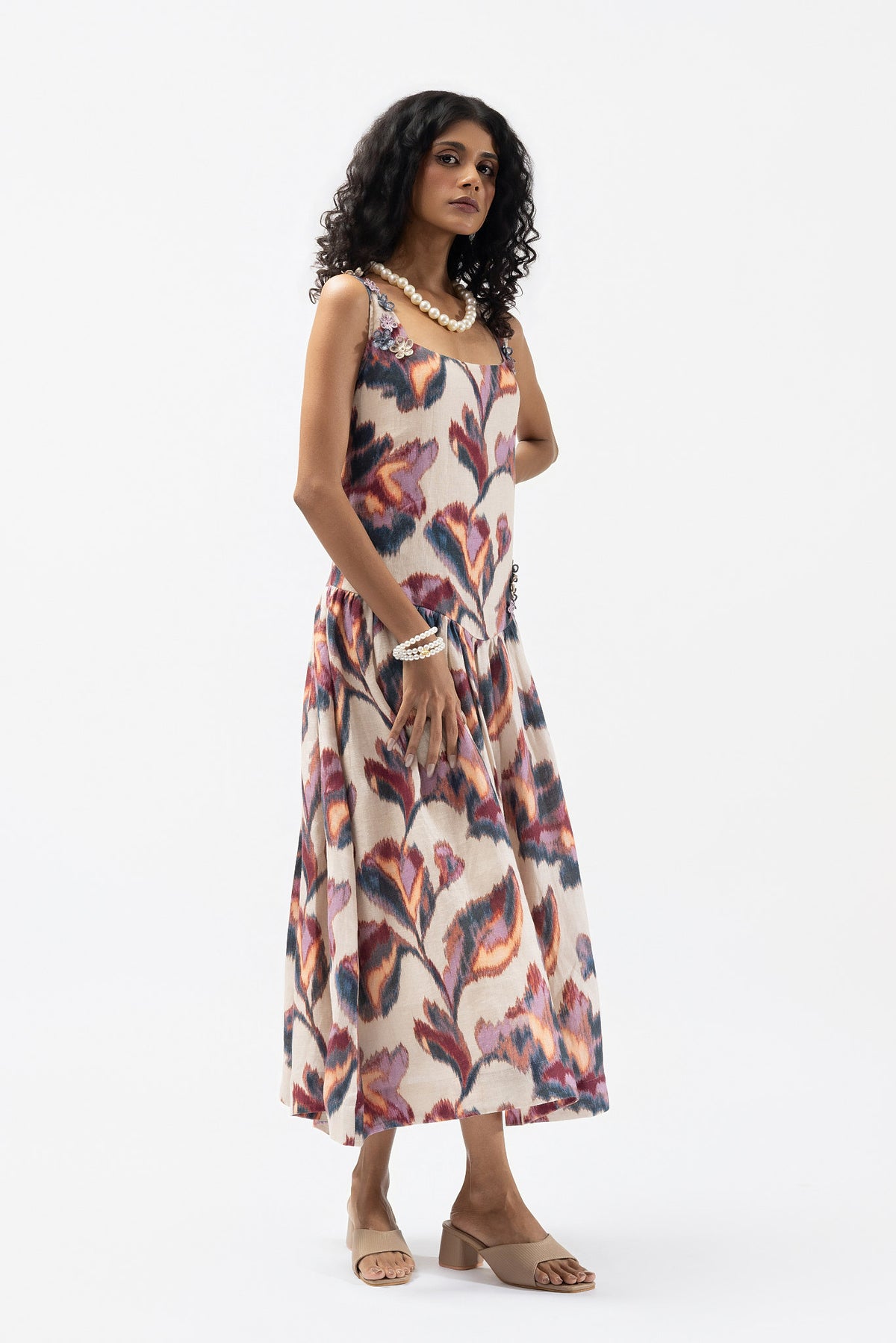 leher-dress-mirage