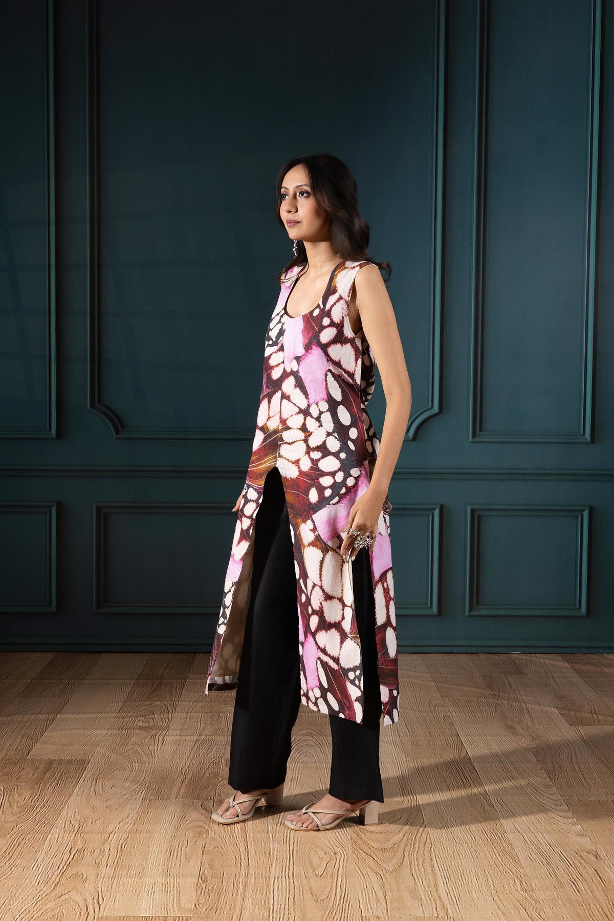 dana-jacket-velvetwing