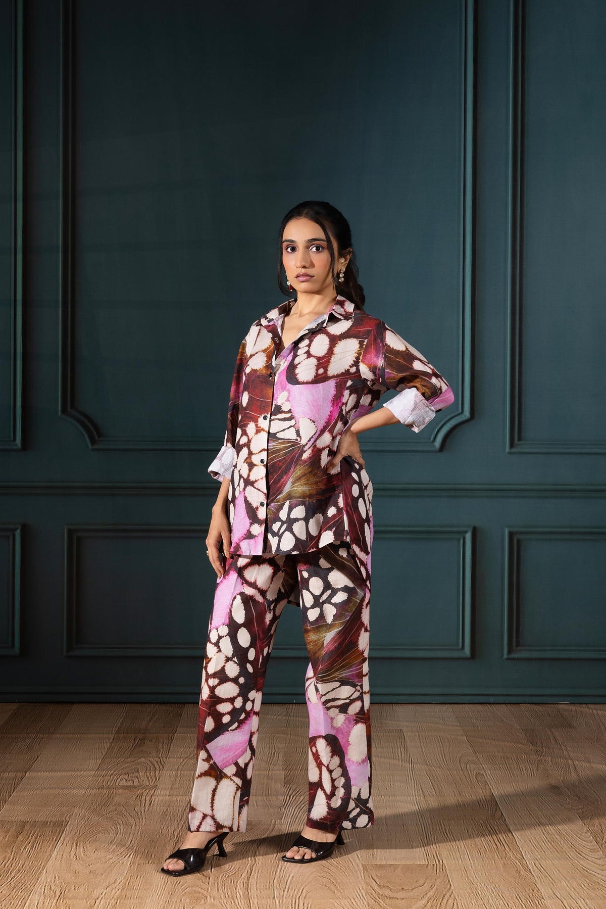 meher-set-velvetwing